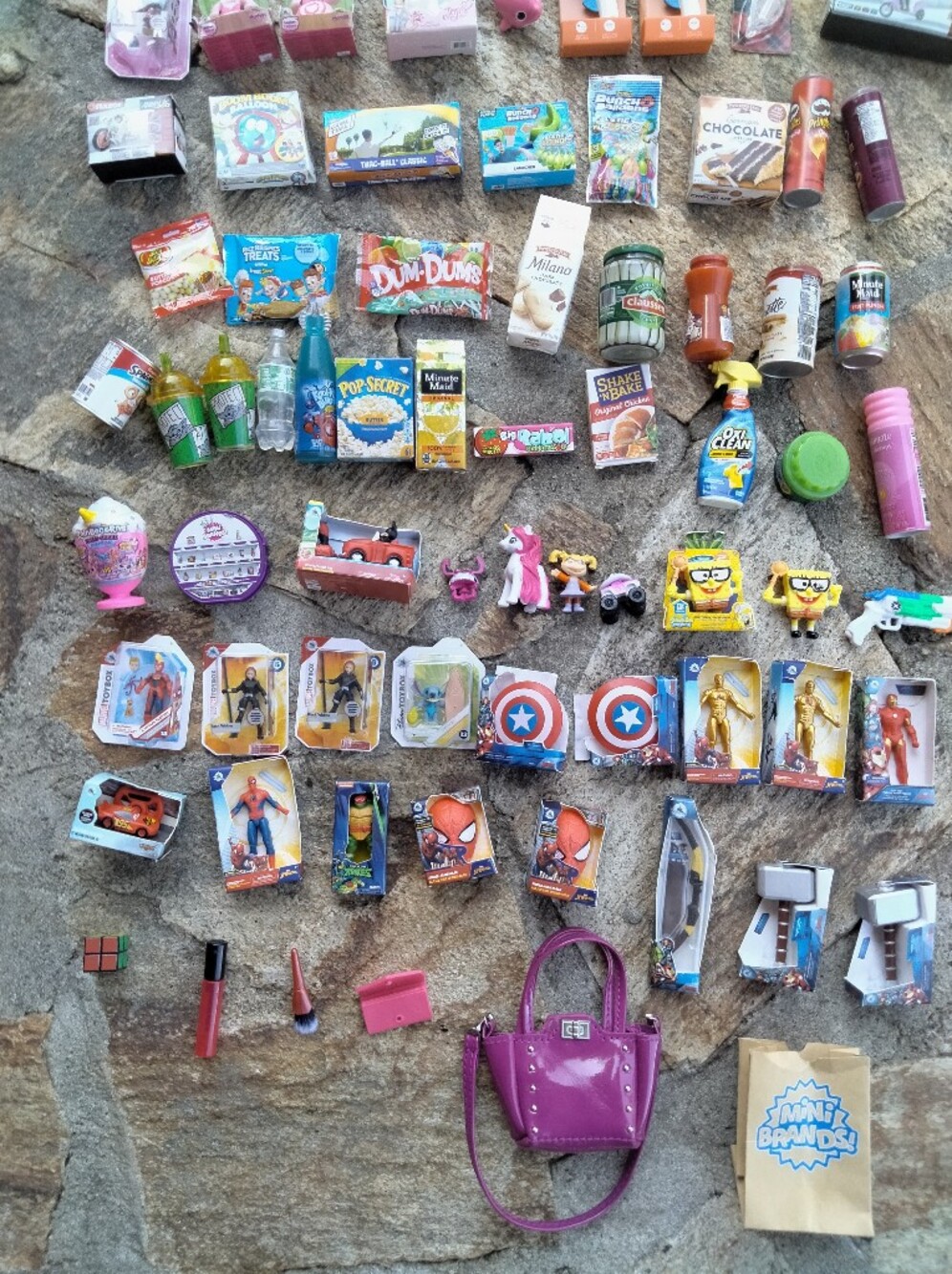 110 Mini Brands - Picture 4 of 7